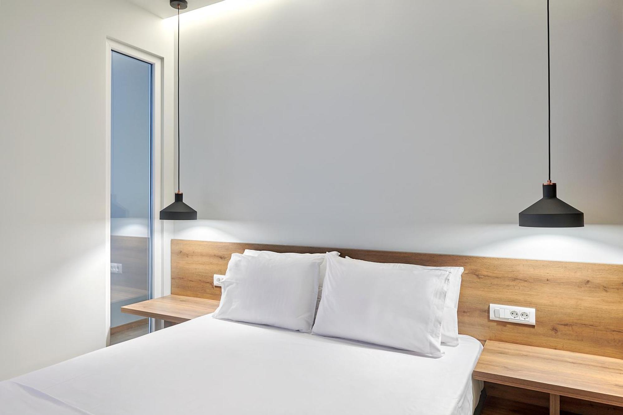 City-Center Apartment In Vibrant Monastiraki, Athens Exterior photo