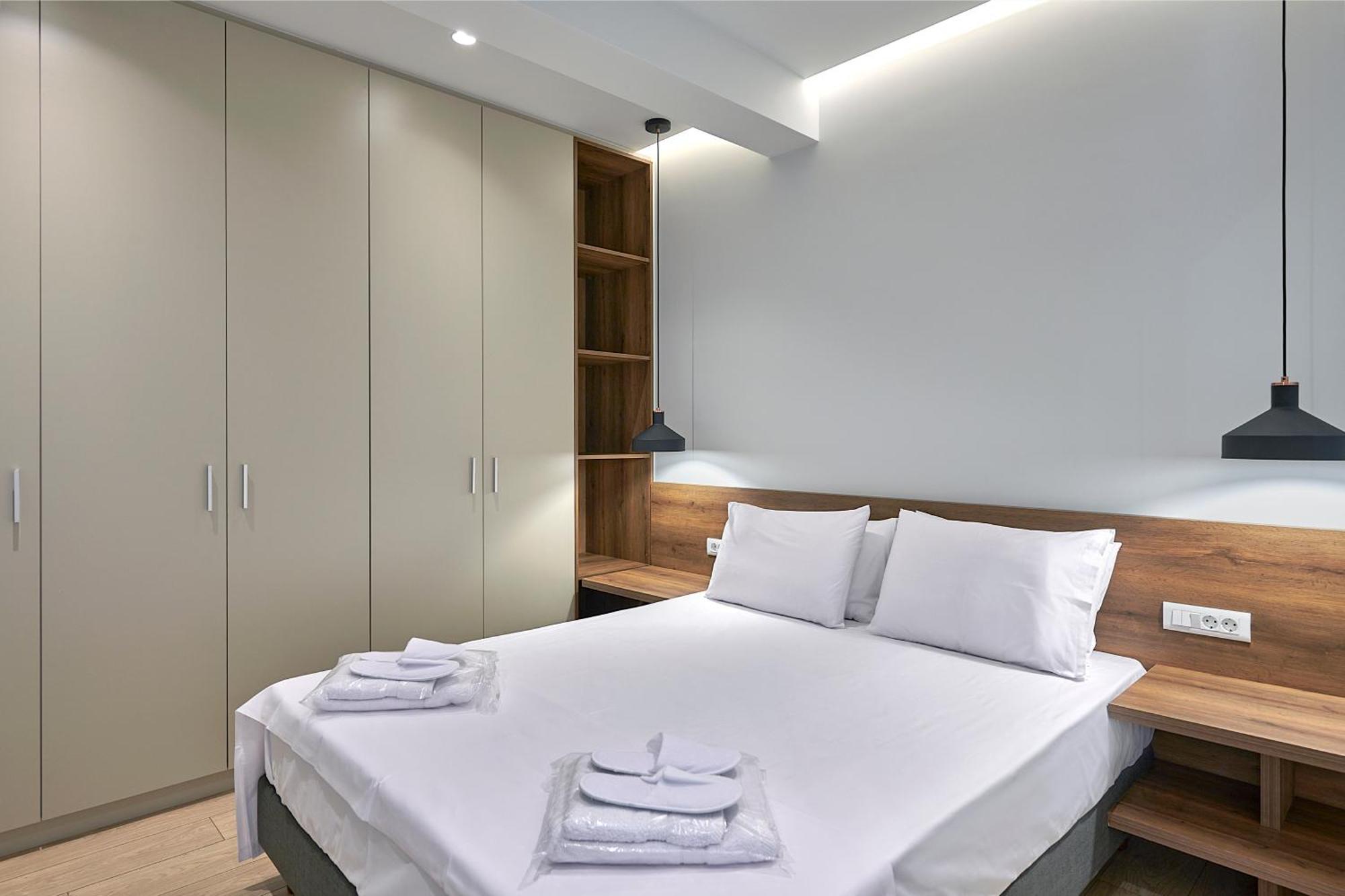 City-Center Apartment In Vibrant Monastiraki, Athens Exterior photo