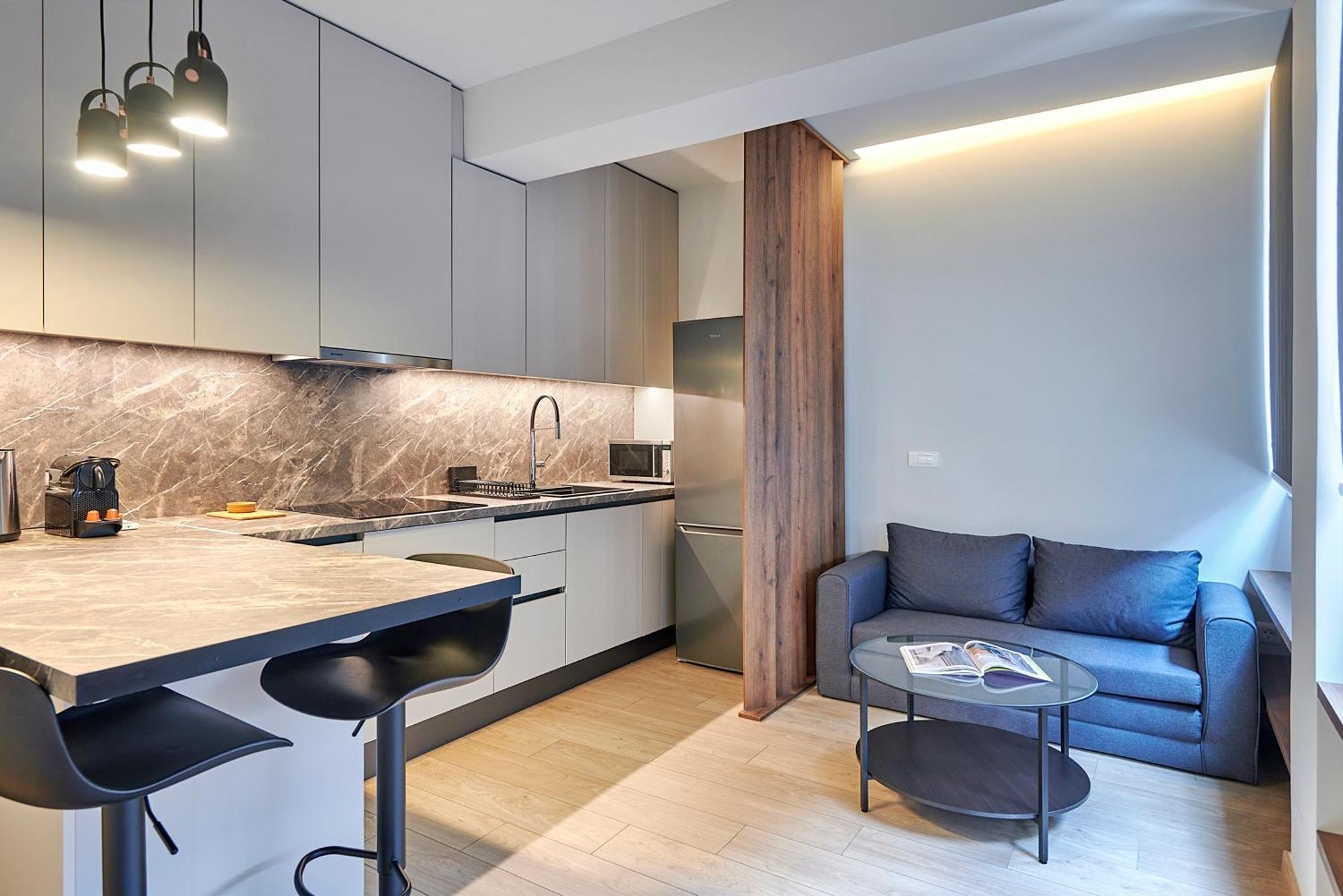 City-Center Apartment In Vibrant Monastiraki, Athens Exterior photo